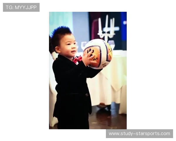 昂热足球俱乐部近期动态解析球队阵容调整与未来发展规划 昂热足球俱乐部近期动态解析球队阵容调整与未来发展规划