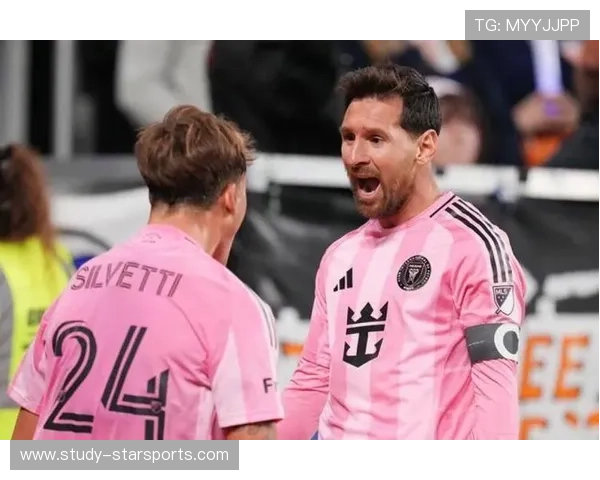 梅西加盟迈阿密国际首战大胜展现实力，球迷热情高涨助力球队翻盘