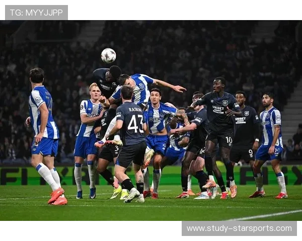 切尔西俱乐部最新动态解析球队引援与战术调整趋势